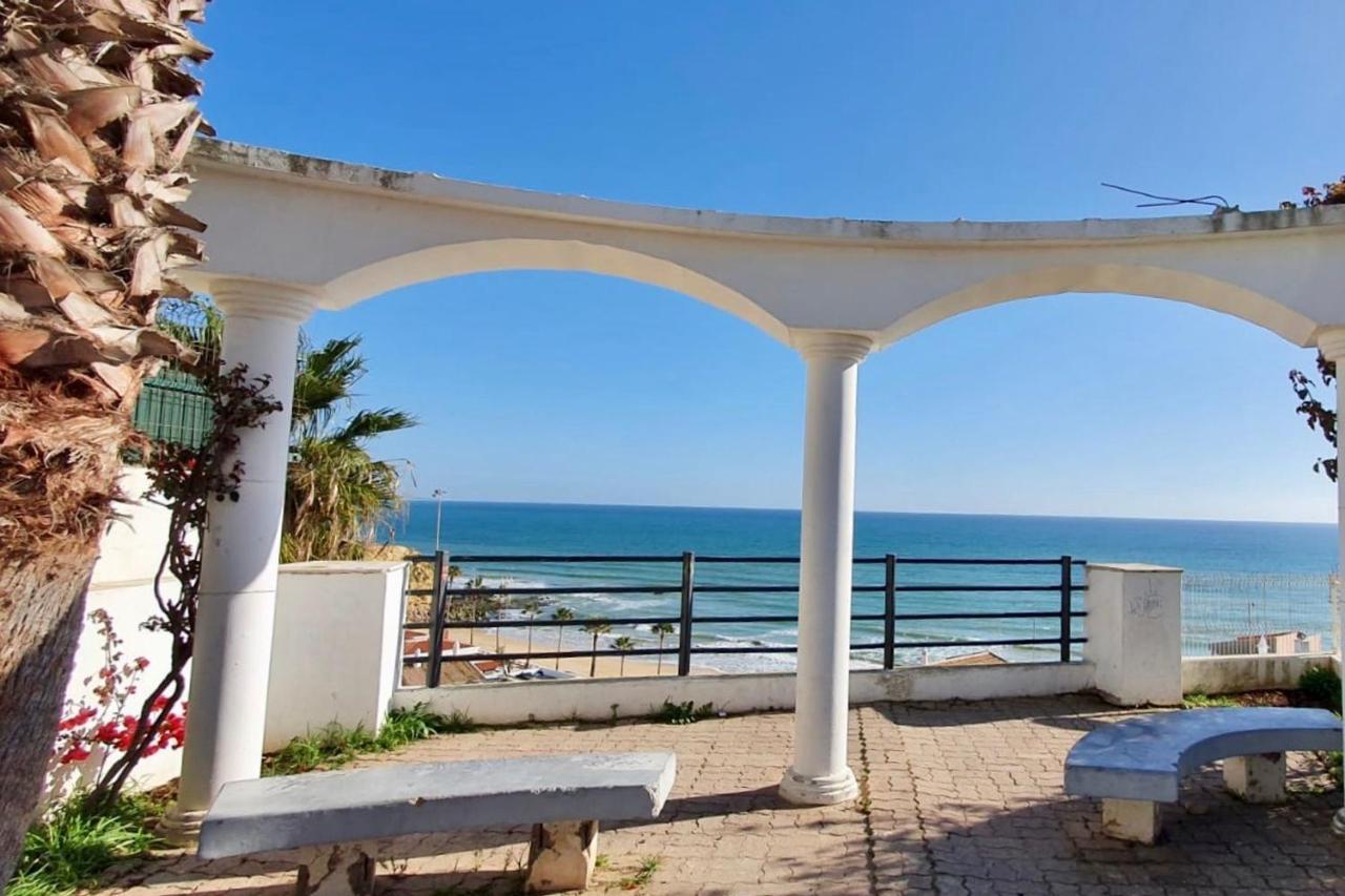 Appartement Olhos De Agua 1br With Pool, Ac And Free Parking